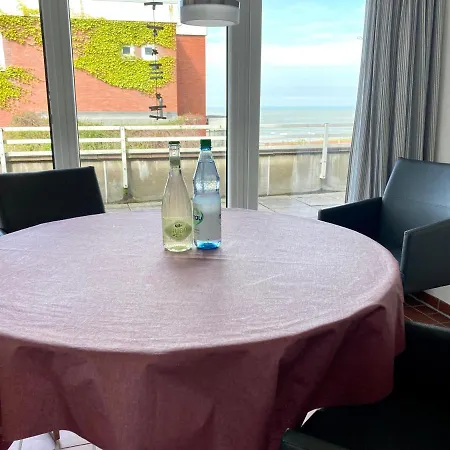 Strandblick 7 *