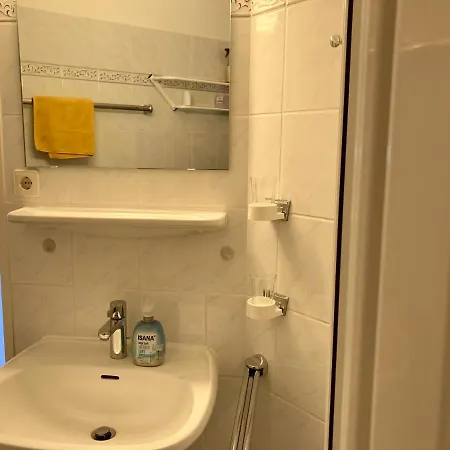 Apartment Strandblick 7 *